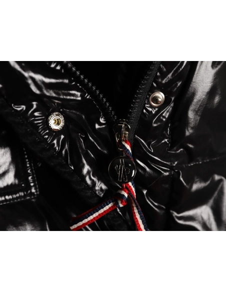 Moncler Glareins Womens Knitted Trim Hooded Cropped Down Jacket TSK2,Moncler