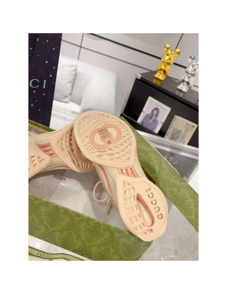 Gucci Wmns Run Sneaker GG Crystal - Light Powder,GUCCI SHOES