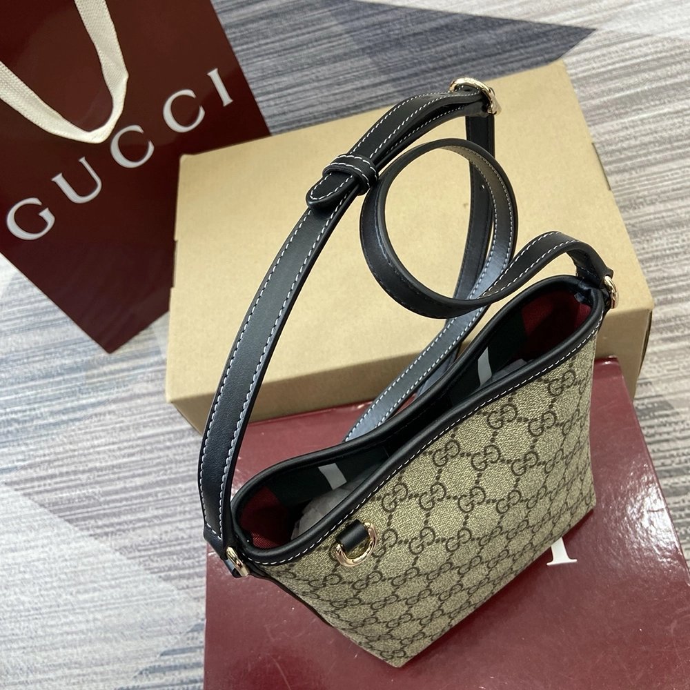 Gucci GG Emblem nano bucket bags 847090 15X18X7.8cm,Gucci Bags,BAGS
