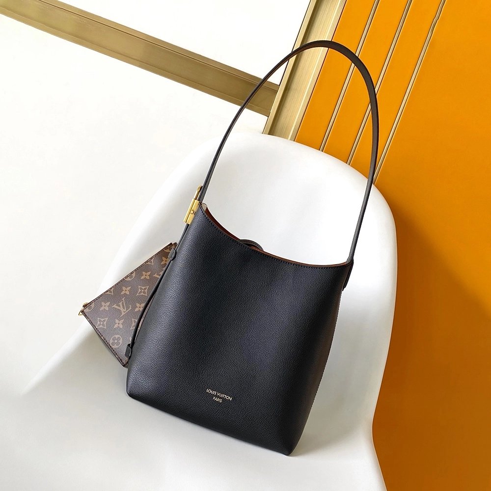 Louis Vuitton Lowkey Hobo PM Bags M25352 24X28X16cm,Louis Vuitton Bags,BAGS