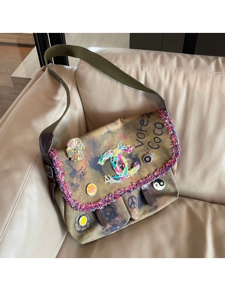 Chanel Graffiti Washed Toile Large Messenger A92790 42X30X13cm,Chanel Bags,BAGS