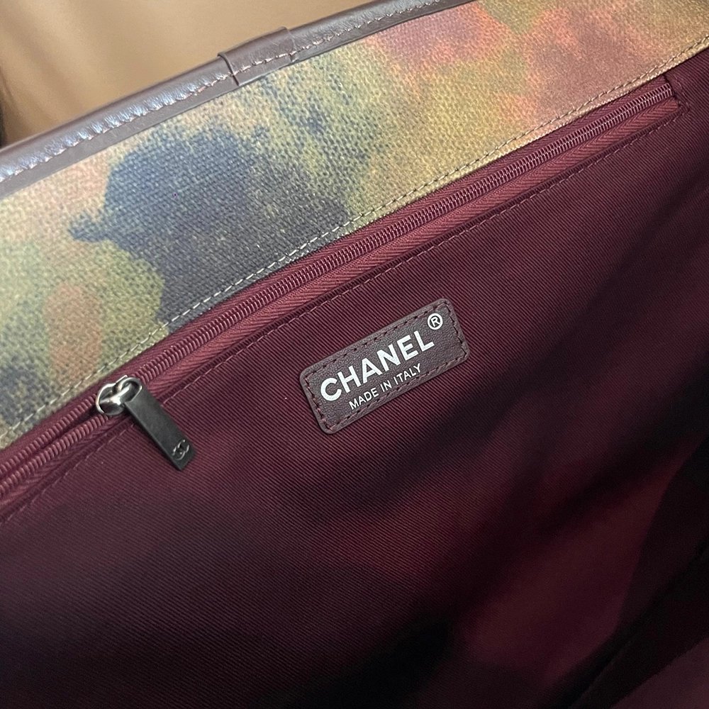 Chanel Graffiti Washed Toile Large Messenger A92790 42X30X13cm,Chanel Bags,BAGS