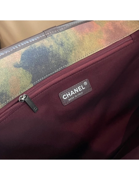 Chanel Graffiti Washed Toile Large Messenger A92790 42X30X13cm,Chanel Bags,BAGS