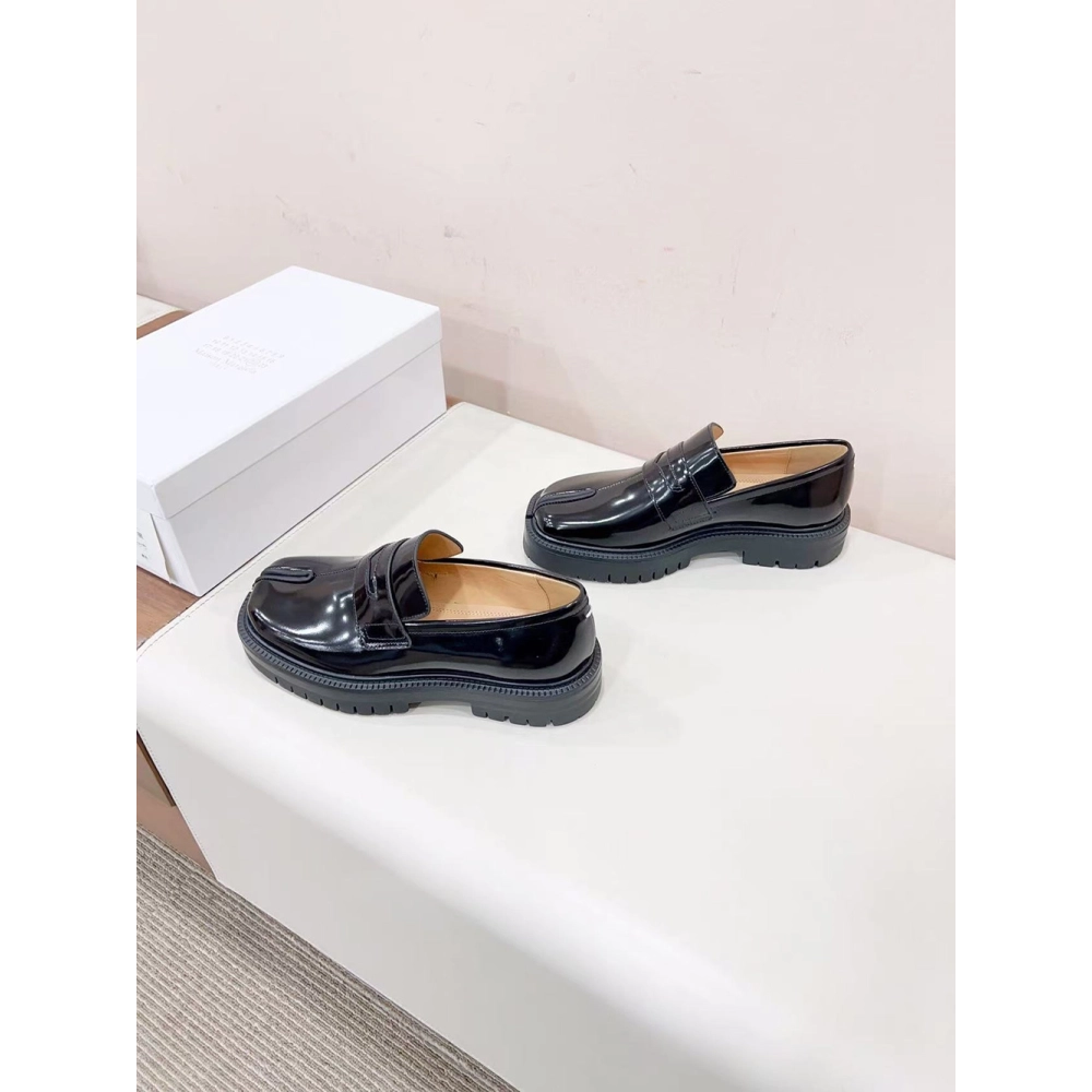 Maison Margiela Wmns Tabi loafers,MAISON MARGIELA,More Brands