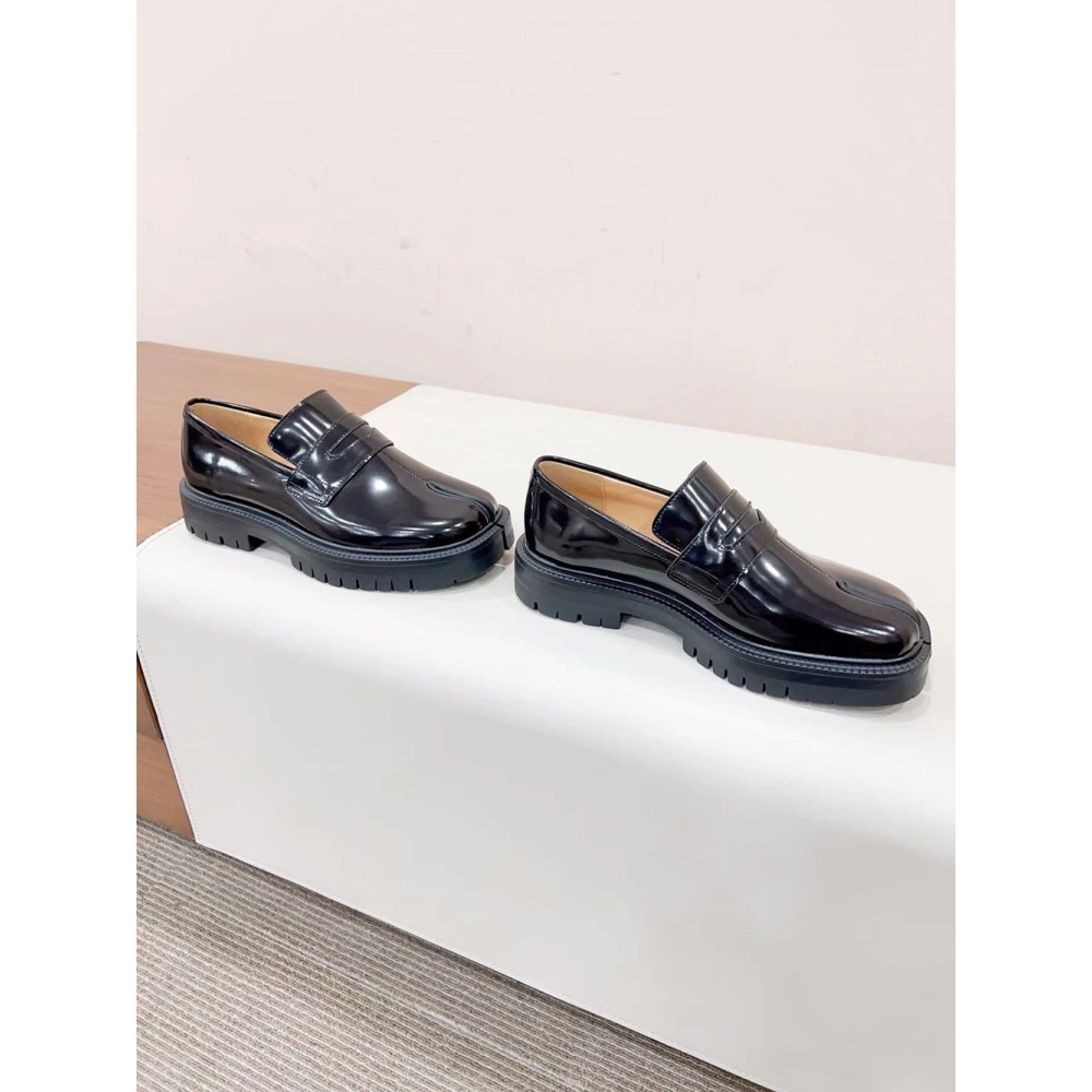 Maison Margiela Wmns Tabi loafers,MAISON MARGIELA,More Brands
