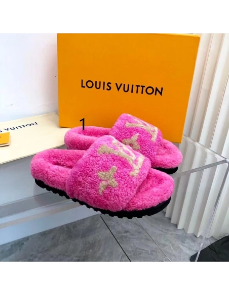 Louis Vuitton Shearling Paseo Mule 1A8VFJ,Louis Vuitton Slides,LOUIS VUITTON Sneakers,More Brands