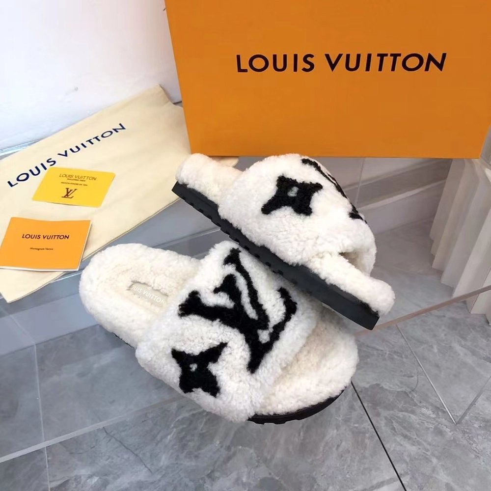 Louis Vuitton Shearling Paseo Mule 1A8VFJ,Louis Vuitton Slides,LOUIS VUITTON Sneakers,More Brands