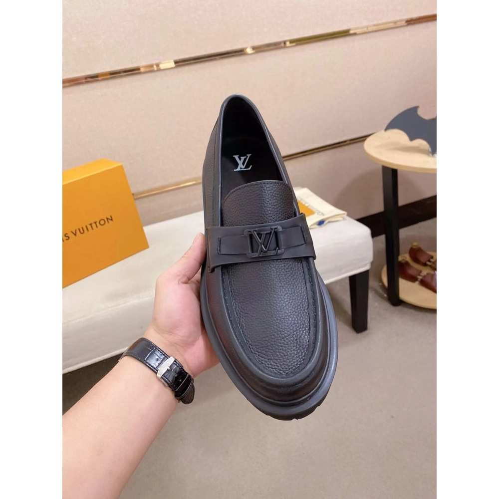 Louis Vuitton Major Loafer 1ADEPF,LV Sneakers,LOUIS VUITTON Sneakers,More Brands