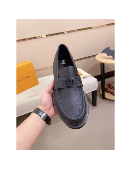 Louis Vuitton Major Loafer 1ADEPF,LV Sneakers,LOUIS VUITTON Sneakers,More Brands