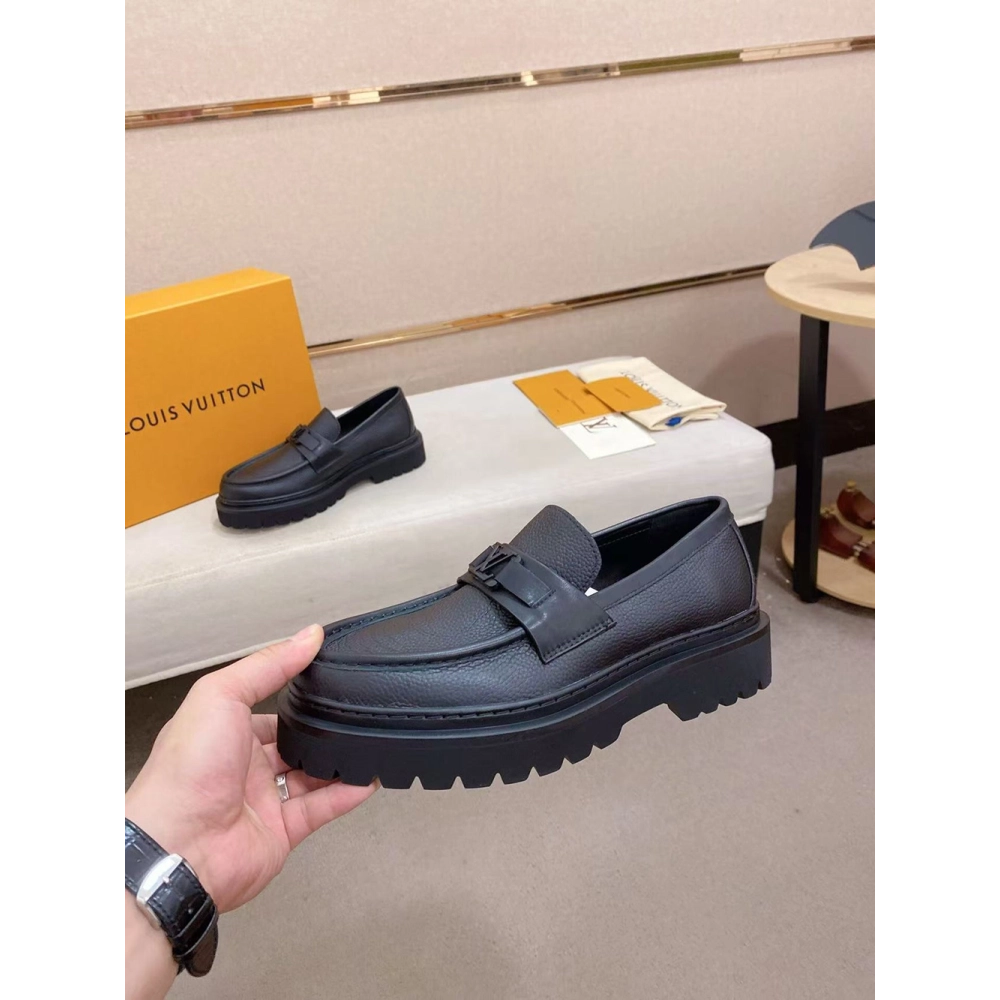 Louis Vuitton Major Loafer 1ADEPF,LV Sneakers,LOUIS VUITTON Sneakers,More Brands