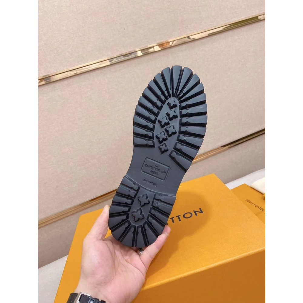 Louis Vuitton Major Loafer 1ADEPF,LV Sneakers,LOUIS VUITTON Sneakers,More Brands