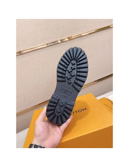 Louis Vuitton Major Loafer 1ADEPF,LV Sneakers,LOUIS VUITTON Sneakers,More Brands