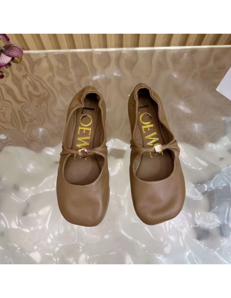 LOEWE SNEAKERS,More Brands,L815466X46-3980