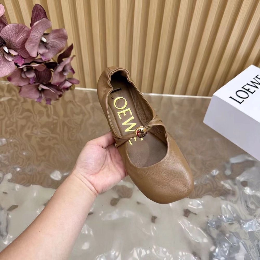 LOEWE SNEAKERS,More Brands,L815466X46-3980