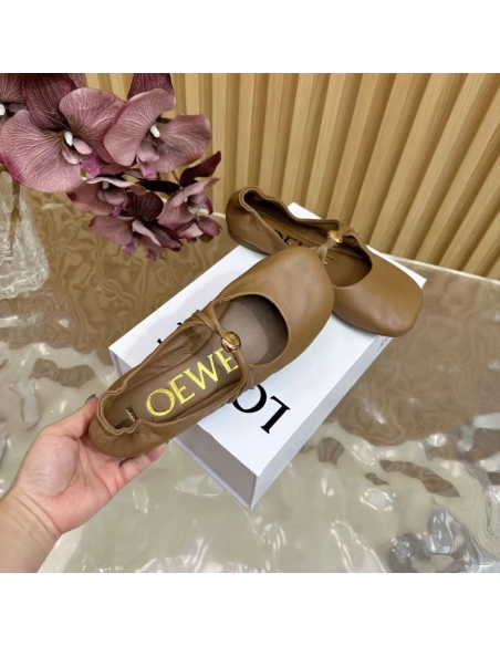 LOEWE SNEAKERS,More Brands,L815466X46-3980