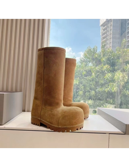 BALENCIAGA BOOTS,BALENCIAGA,802205-WBFC1-2200