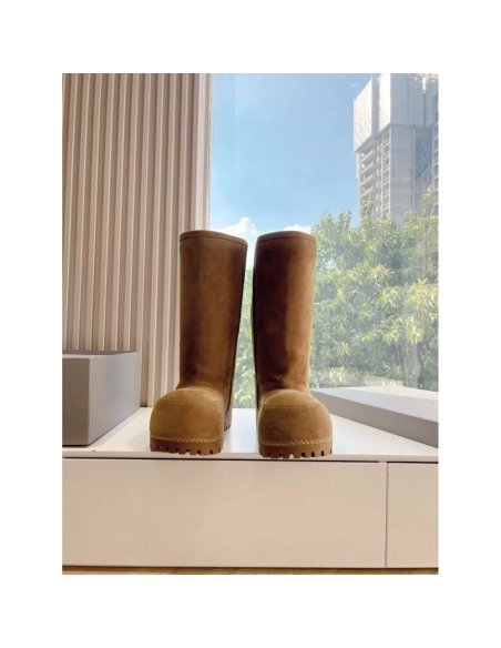 BALENCIAGA BOOTS,BALENCIAGA,802205-WBFC1-2200