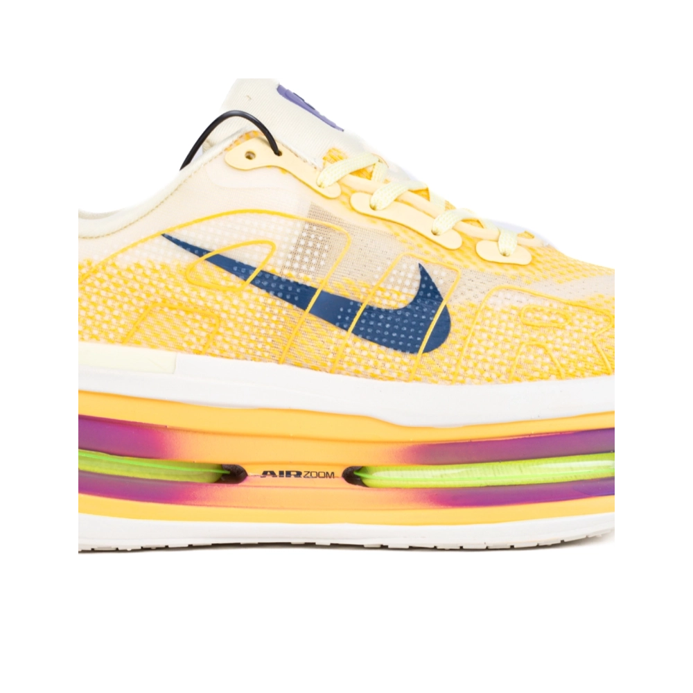 NIKE VOMERO,NIKE SHOES,HQ2050-701