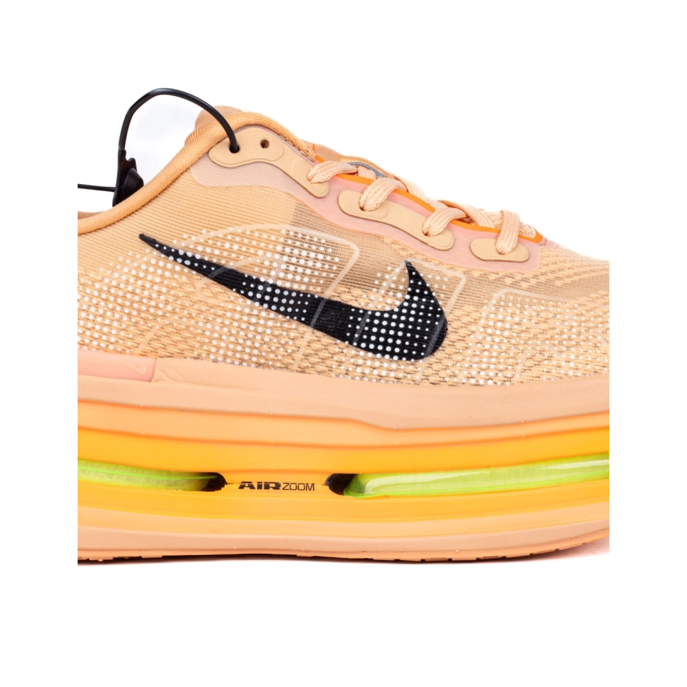 NIKE VOMERO,NIKE SHOES,HQ2050-100