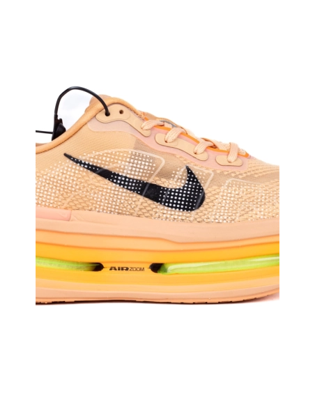 NIKE VOMERO,NIKE SHOES,HQ2050-100