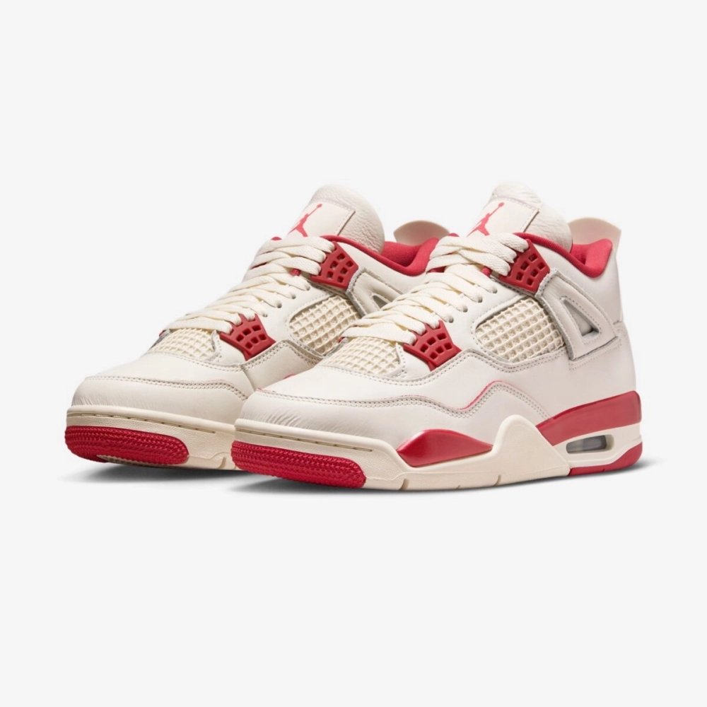 Air Jordan 4 WMNS Sierra Red 2026