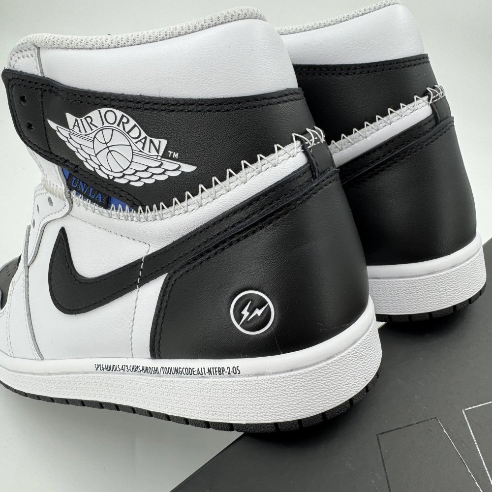 FRAGMENT DESIGN X UNION X AIR JORDAN 1 HIGH BLACK/WHITE