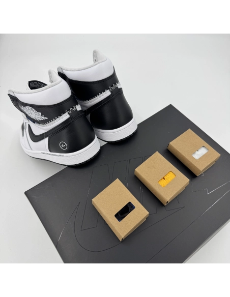 FRAGMENT DESIGN X UNION X AIR JORDAN 1 HIGH BLACK/WHITE