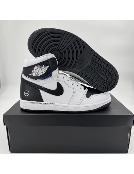 FRAGMENT DESIGN X UNION X AIR JORDAN 1 HIGH BLACK/WHITE