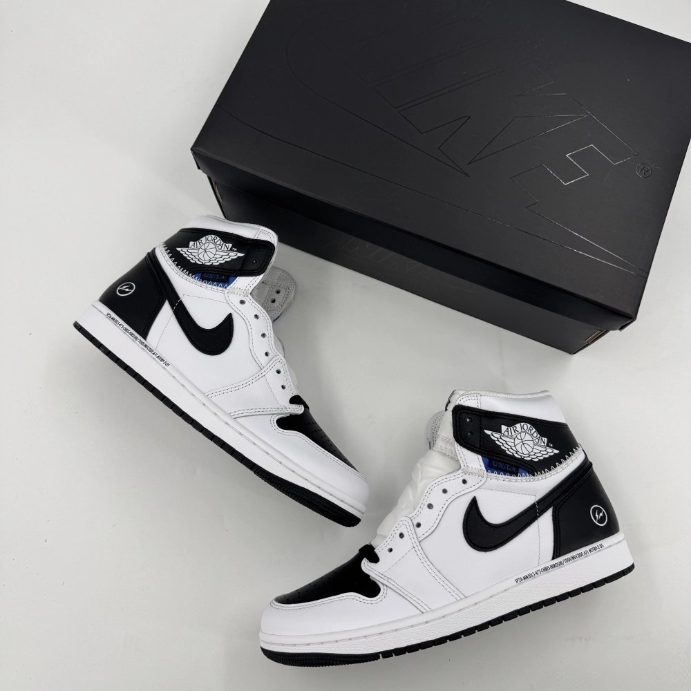 FRAGMENT DESIGN X UNION X AIR JORDAN 1 HIGH BLACK/WHITE