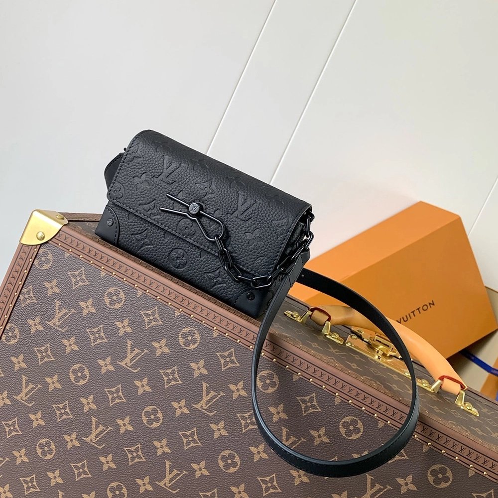 Louis Vuitton Steamer Wearable Wallets M81746 18X11X6.5cm,Louis Vuitton Bags