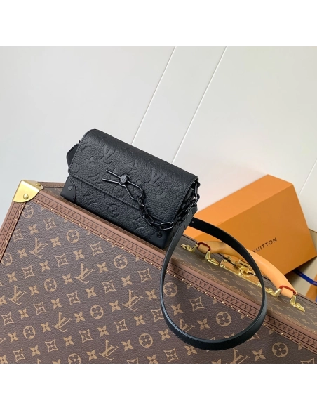 Louis Vuitton Steamer Wearable Wallets M81746 18X11X6.5cm,Louis Vuitton Bags