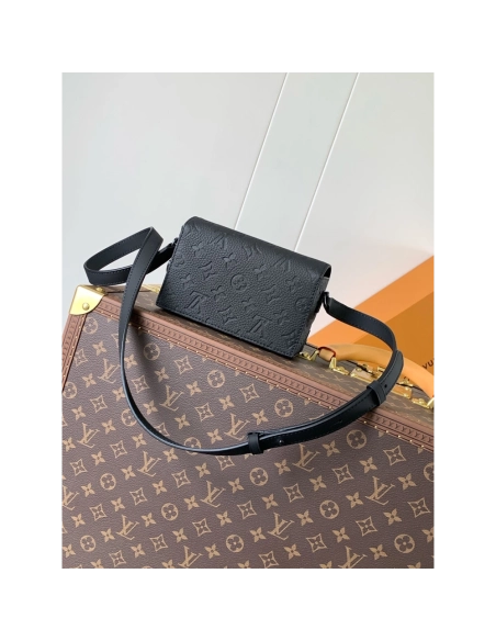 Louis Vuitton Steamer Wearable Wallets M81746 18X11X6.5cm,Louis Vuitton Bags