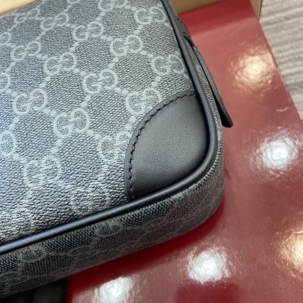 Gucci GG Emblem Bags 821164 23.5X15X6cm,Gucci Bags