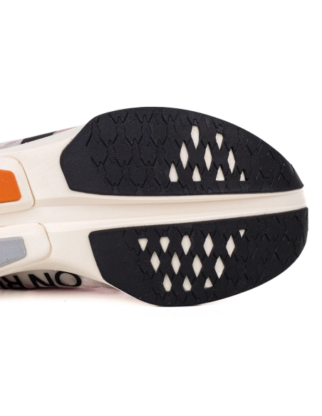 ON Cloudboom Strike Prism Capsule Collection,ON SNEAKERS