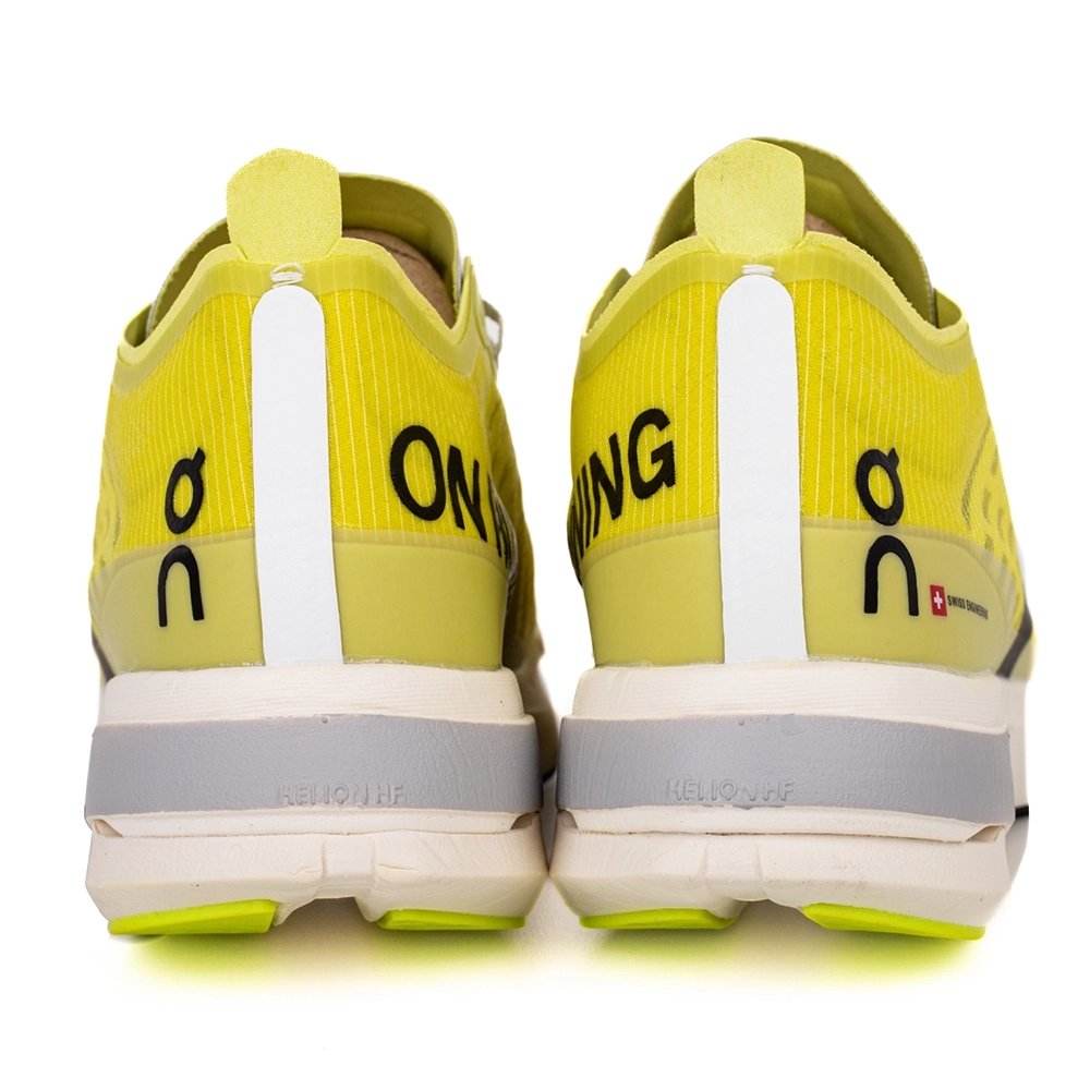 ON Cloudboom Strike Limelight Wolf,ON SNEAKERS