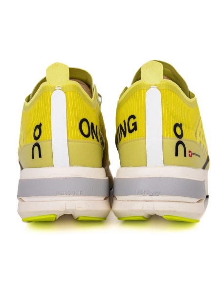 ON Cloudboom Strike Limelight Wolf,ON SNEAKERS