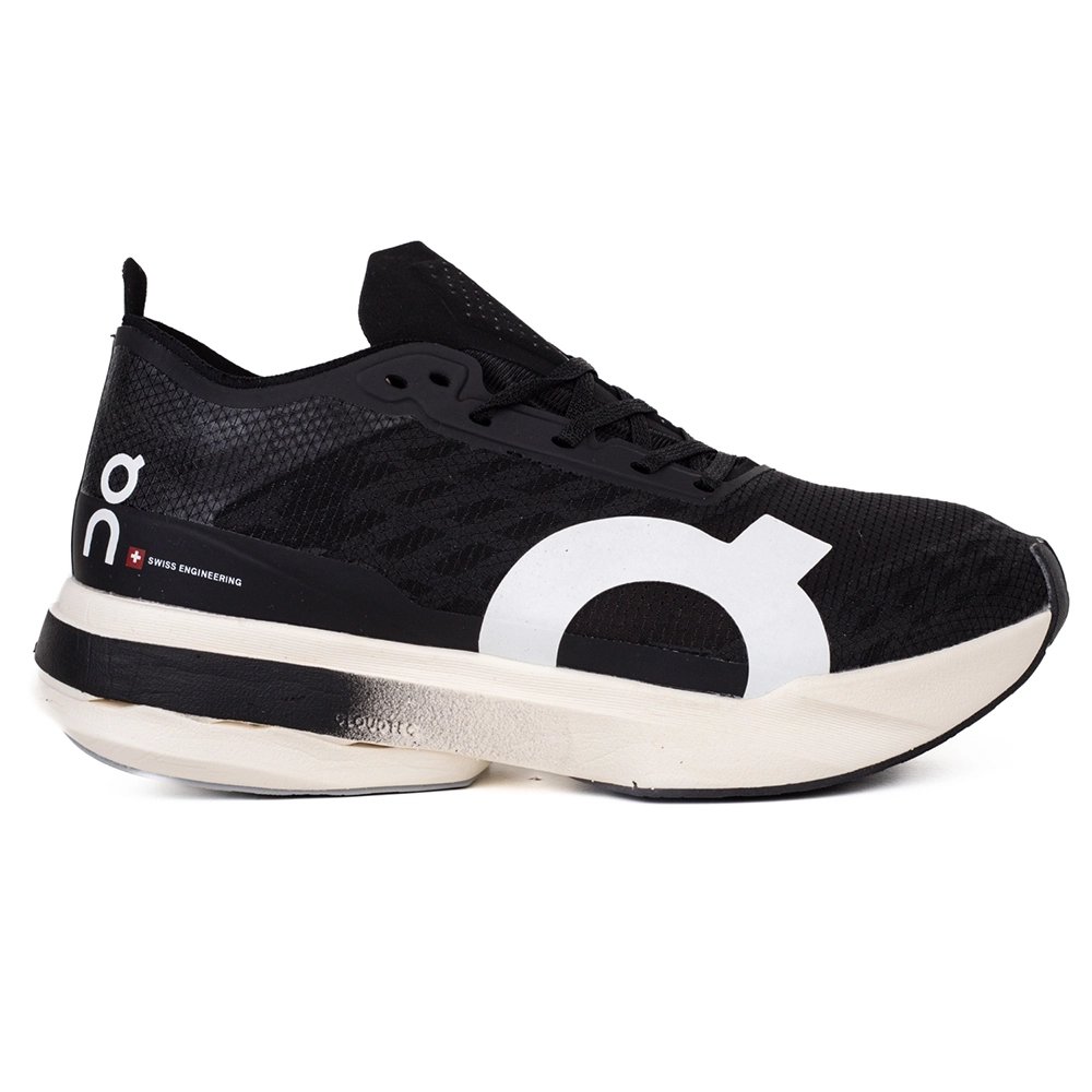 ON Cloudboom Strike Black White,ON SNEAKERS