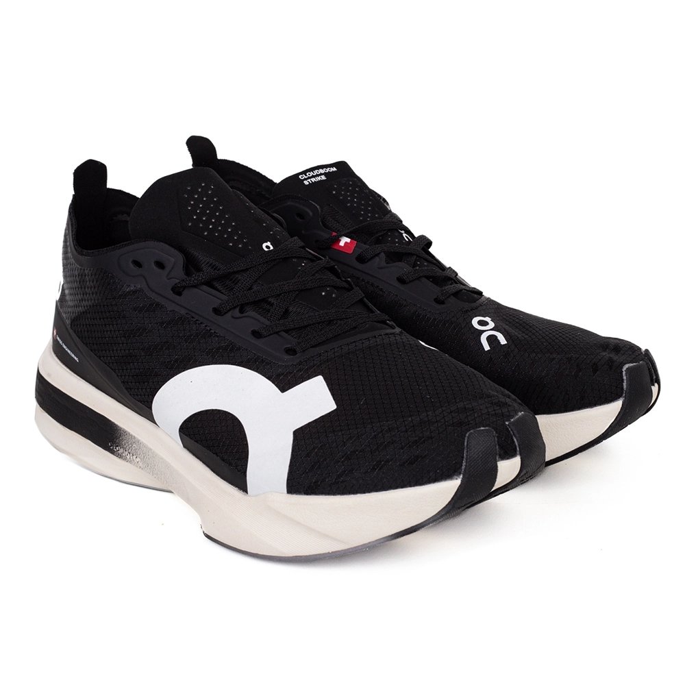 ON Cloudboom Strike Black White,ON SNEAKERS