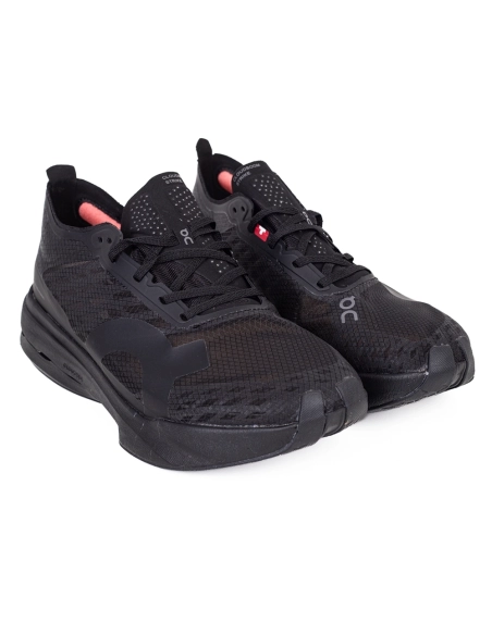 ON Cloudboom Strike Triple Black,ON SNEAKERS