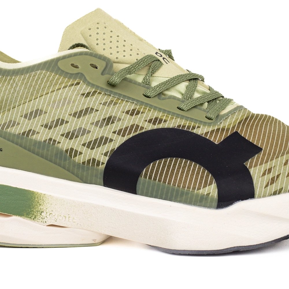 ON Cloudboom Strike Casual Green,ON SNEAKERS