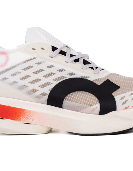 ON Cloudboom Strike White Black,ON SNEAKERS