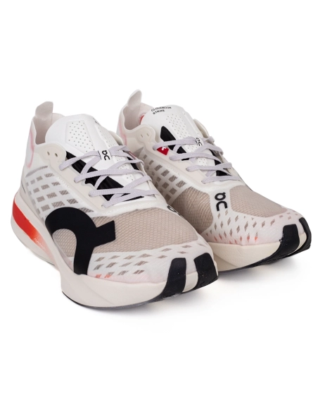 ON Cloudboom Strike White Black,ON SNEAKERS