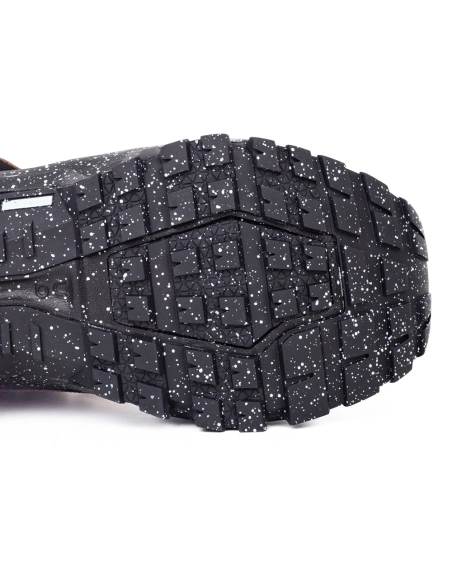 ON Cloudrock Low BEAMS REI Earth Black,ON SNEAKERS