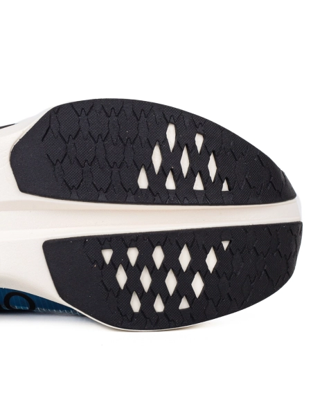 ON Cloudboom Strike Sky blue,ON SNEAKERS