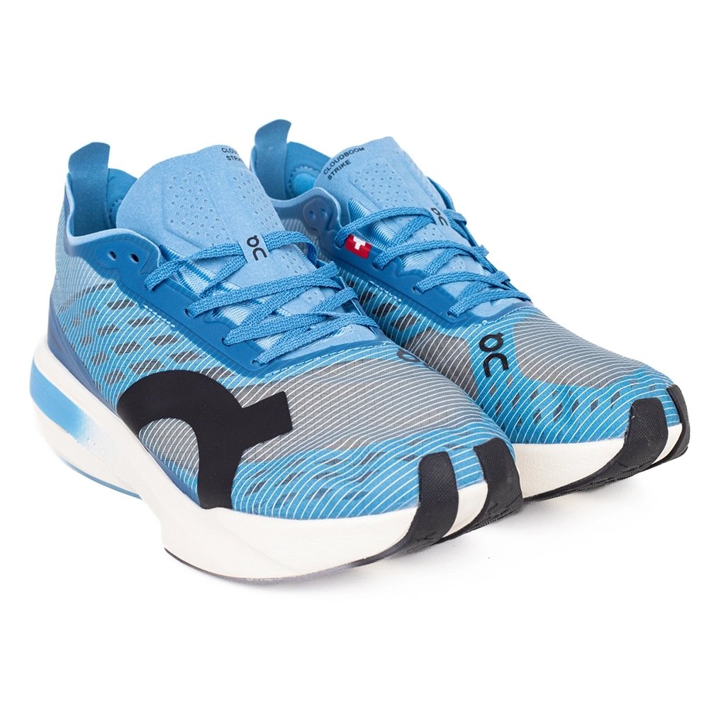 ON Cloudboom Strike Sky blue,ON SNEAKERS