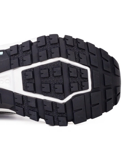 ON Cloudrock Low Waterproof Black White,ON SNEAKERS