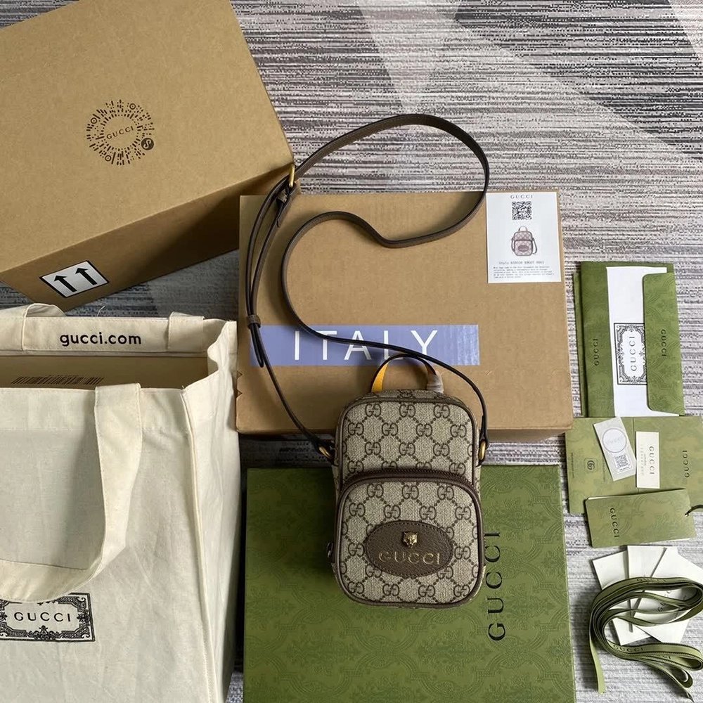 Gucci Neo Vintage GG Supreme Small Crossbody 658556 12X16X7cm,Gucci Bags