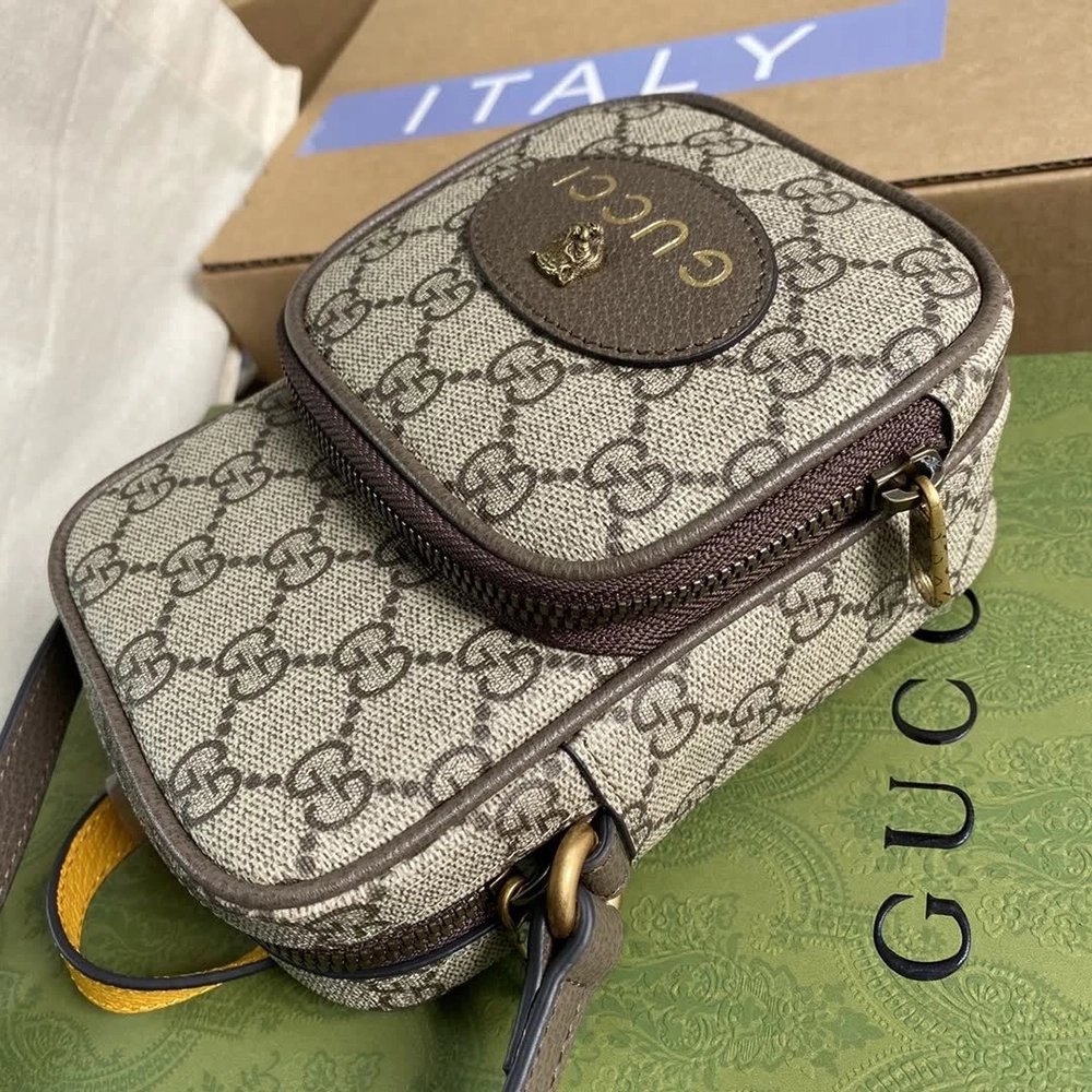Gucci Neo Vintage GG Supreme Small Crossbody 658556 12X16X7cm,Gucci Bags