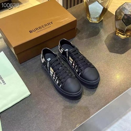 Burberry Check Sneakers Black Archive Beige,BURBERRY SNEAKERS