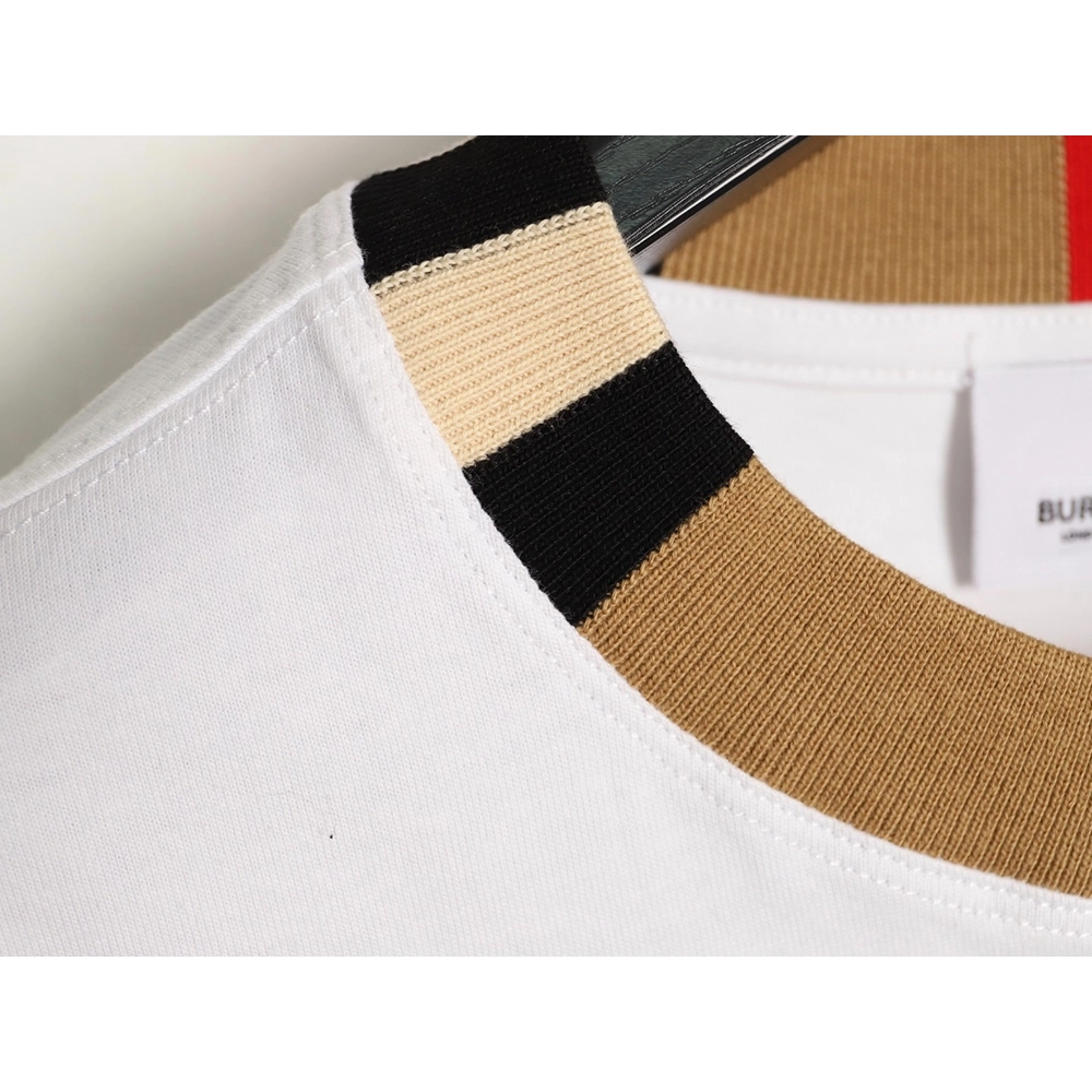 Burberry check collar embroidered logo shortsleeved shirt,Burberry Shirt,Shirt,APPAREL